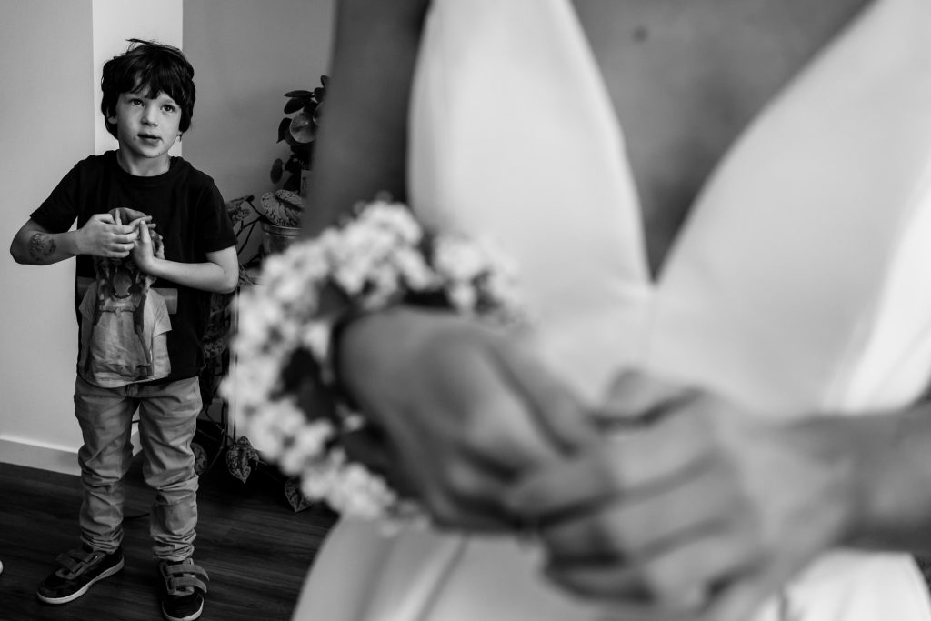 Trouwfotograaf Rotterdam tijdens de getting ready